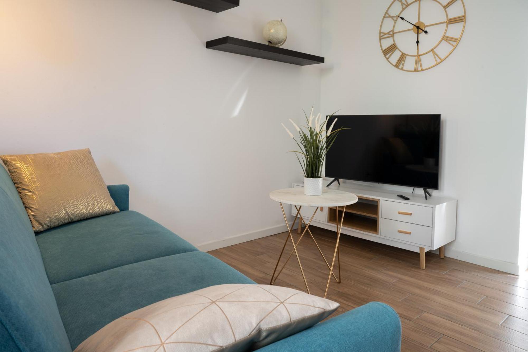 Lora Apartment,Free Private Parking, Self Check In,1 コモ エクステリア 写真